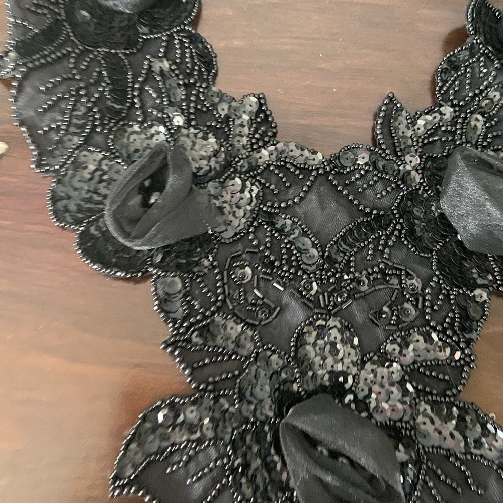 Bundle Of Two Pieces Of Sequined & Beaded Appliqu… - image 4